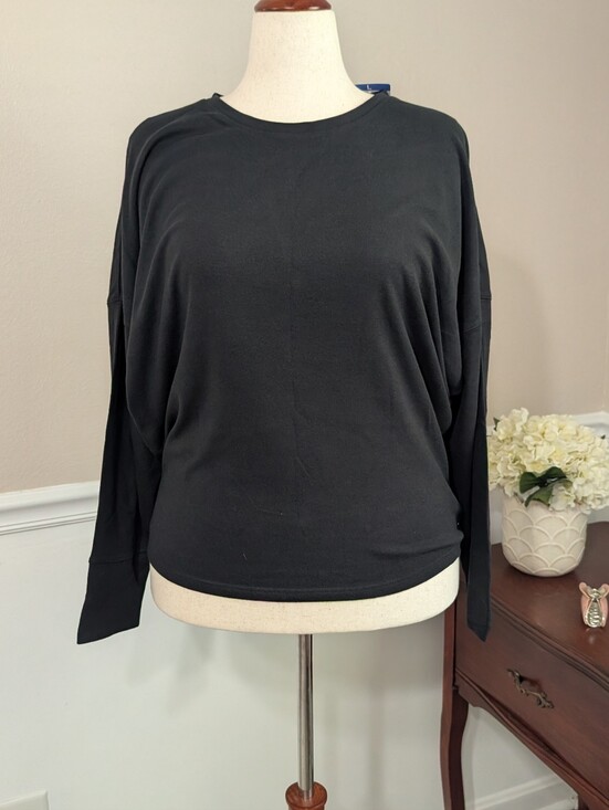 Jezebel Tops - NWT Felina Jezebel Bat Wing Soft Sweater Size L